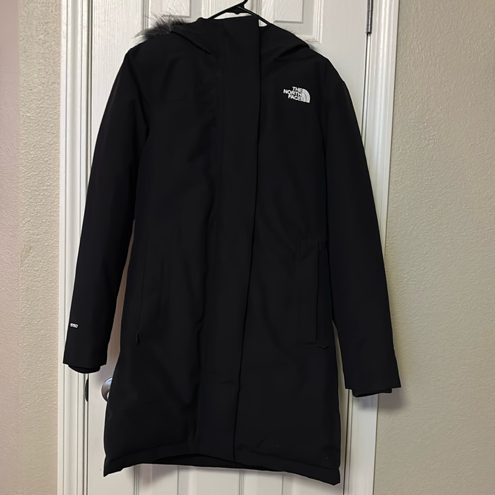 The North Face Women’s Arctic Parka - Picture 3 of 6
